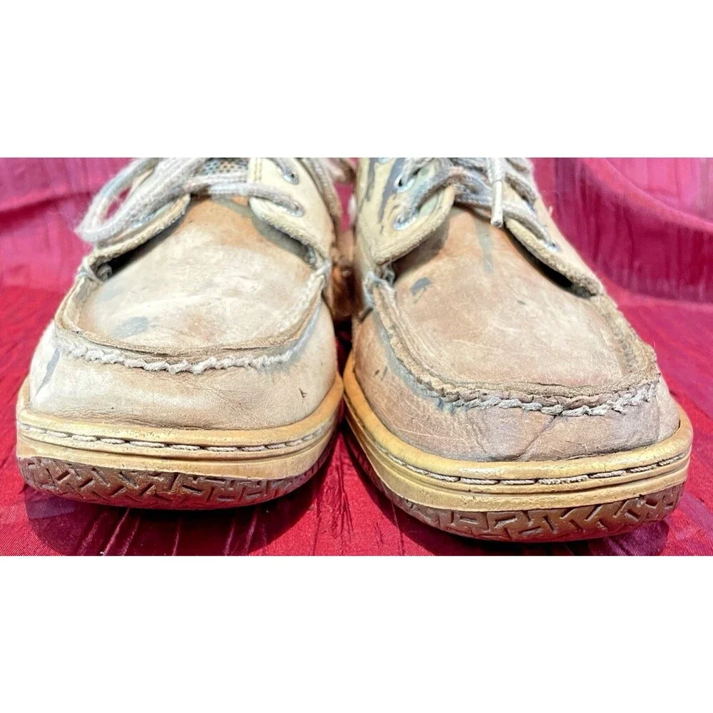 Sperry mens top